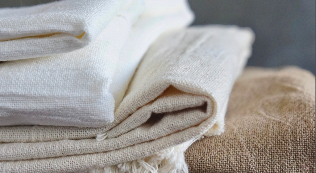 7 Reasons We Love Linen